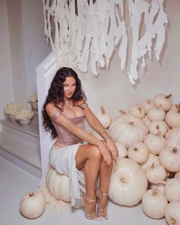 Natalie Halcro feet photo 1