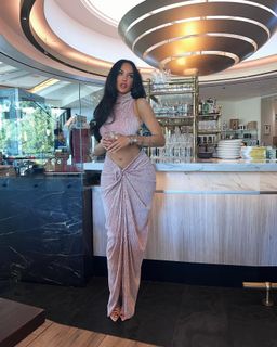 Natalie Halcro feet photo 10