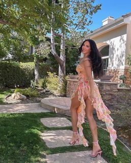 Natalie Halcro feet photo 4