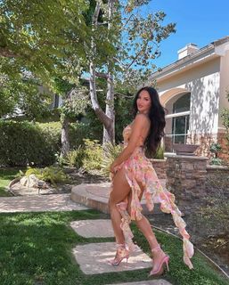 Natalie Halcro feet photo 19