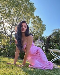 Natalie Halcro feet photo 17