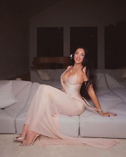 Natalie Halcro feet photo 6