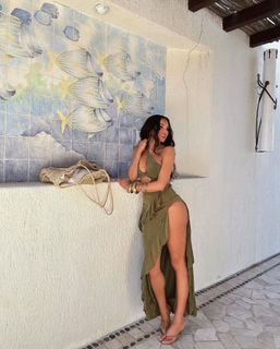 Natalie Halcro feet photo 5