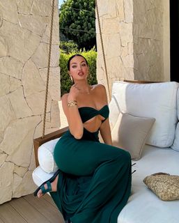 Natalie Halcro feet photo 10