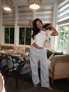 Natalie Halcro feet photo 20