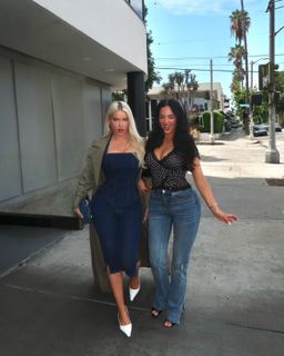 Natalie Halcro feet photo 7