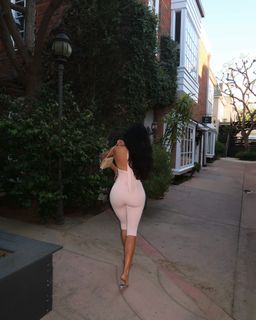 Natalie Halcro feet photo 5