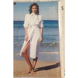 Natalie Imbruglia feet photo thumbnail