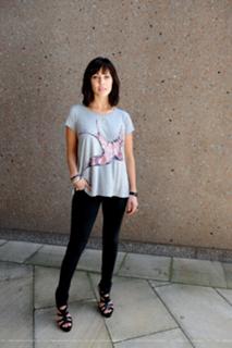 Natalie Imbruglia feet photo thumbnail