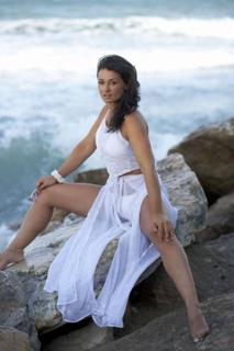Natalie J. Robb feet photo 6