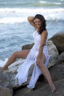 Natalie J. Robb feet photo 1