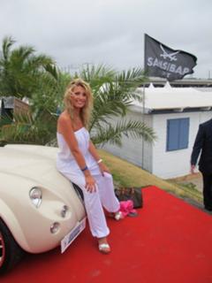 Natalie Langer feet photo 6
