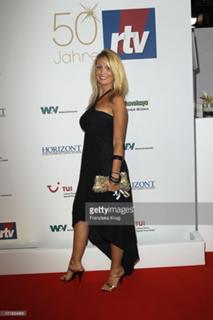 Natalie Langer feet photo 14