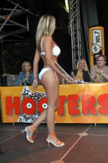 Natalie Langer feet photo 14