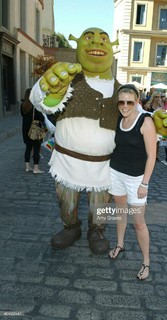 Natalie Maines feet photo 3