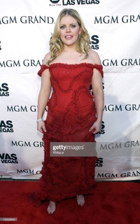 Natalie Maines feet photo 2