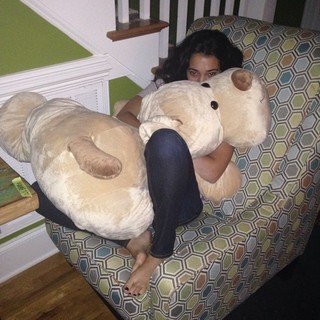 Natalie Martinez feet photo thumbnail
