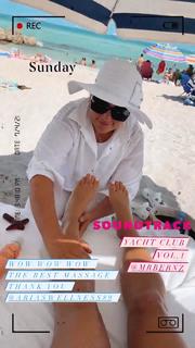 Natalie Martinez feet photo thumbnail