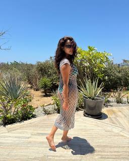Natalie Martinez feet photo thumbnail