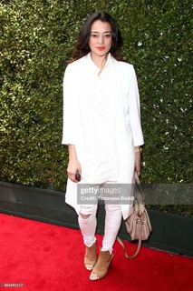 Natalie Martinez feet photo thumbnail