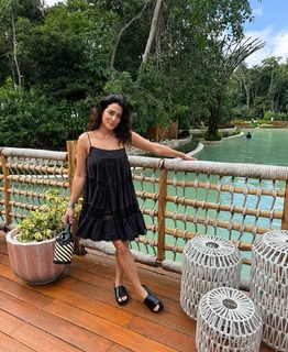 Natalie Martinez feet photo thumbnail