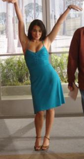 Natalie Martinez feet photo thumbnail