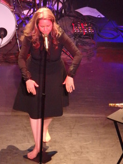 Natalie Merchant feet photo 13