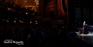 Natalie Merchant feet photo 2