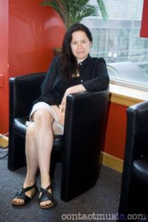 Natalie Merchant feet photo 3