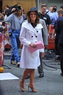 Natalie Morales feet photo thumbnail