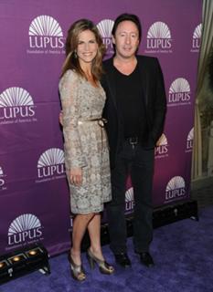 Natalie Morales feet photo thumbnail