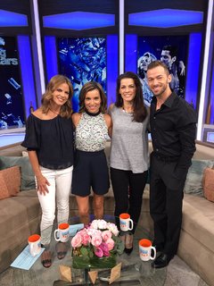 Natalie Morales feet photo thumbnail