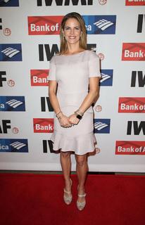 Natalie Morales feet photo thumbnail