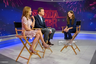 Natalie Morales feet photo thumbnail