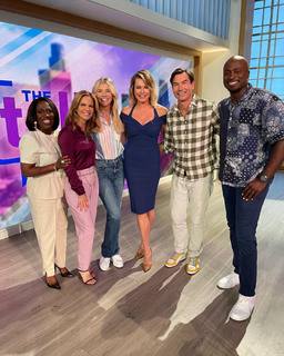Natalie Morales feet photo thumbnail