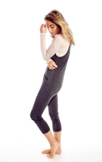 Natalie Morris feet photo 19