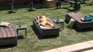 Natalie Negrotti feet photo 15