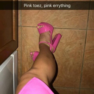 Natalie Negrotti feet photo 16