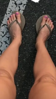 Natalie Negrotti feet photo 19
