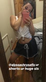 Natalie Negrotti feet photo 18
