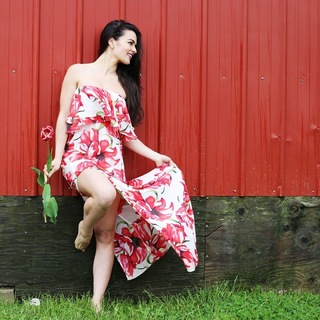 Natalie Negrotti feet photo 6