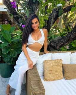 Natalie Negrotti feet photo 14