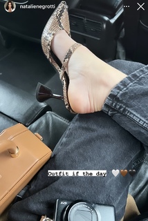 Natalie Negrotti feet photo 10