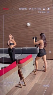 Natalie Negrotti feet photo 6