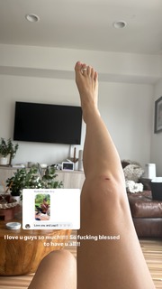 Natalie Negrotti feet photo 4