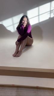 Natalie Noel Mariduena feet photo thumbnail