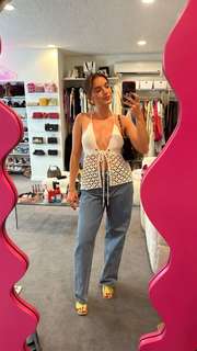 Natalie Noel Mariduena feet photo thumbnail