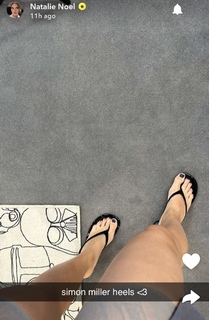 Natalie Noel Mariduena feet photo thumbnail