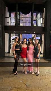 Natalie Noel Mariduena feet photo thumbnail