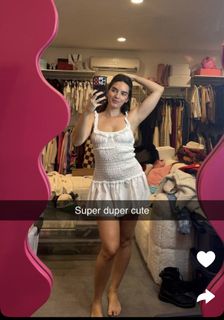 Natalie Noel Mariduena feet photo 9